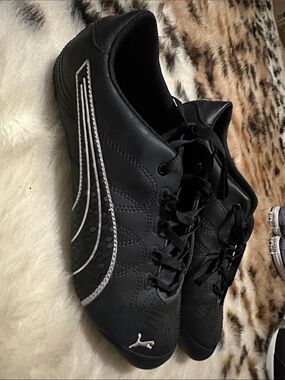 PUMA Soleil V2 Comfort Fun Black Silver Sneakers Women’s 9 358927-01